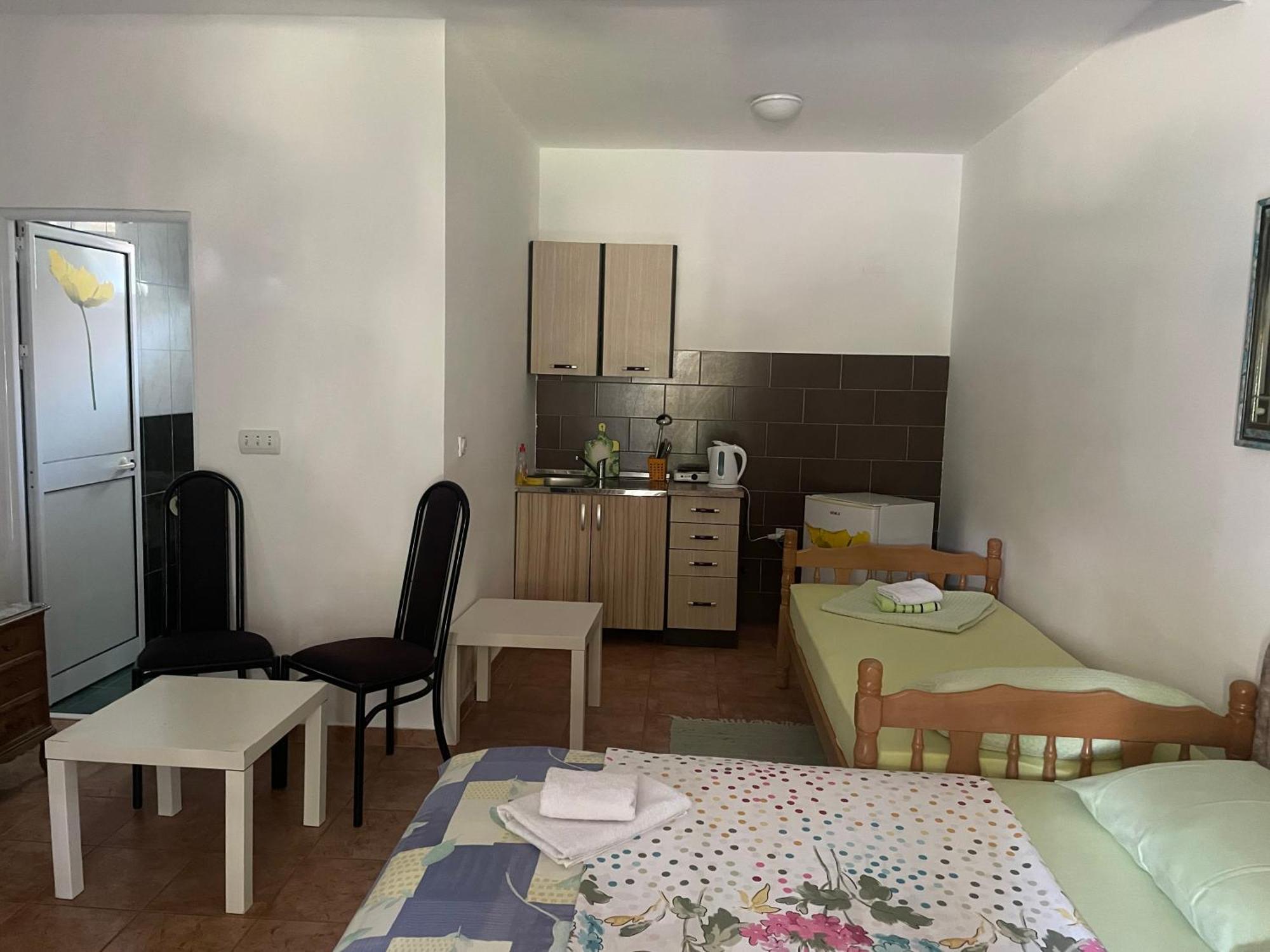 Riverside Apartments Chiara Ulcinj Esterno foto